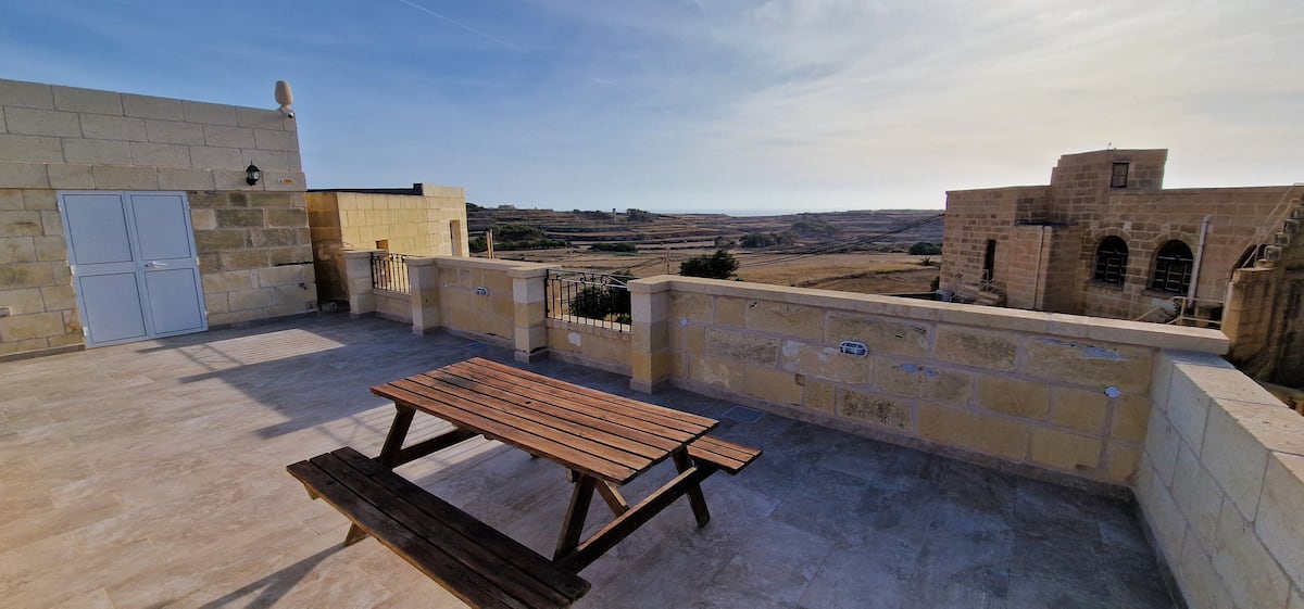 The terrace at Molendini Farmhouse